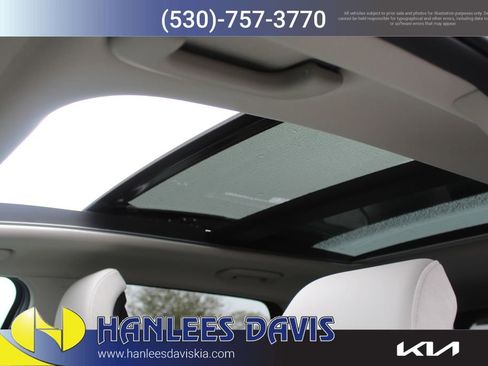 New 2026 Kia Sportage SX image 15