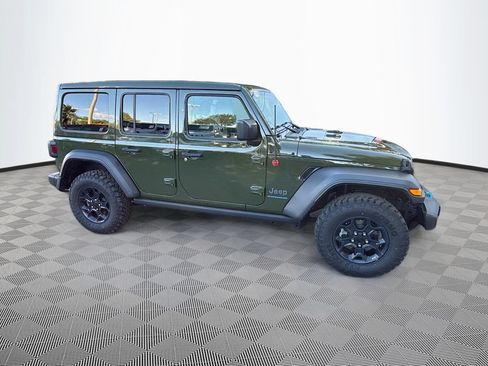 Used 2023 Jeep Wrangler Unlimited w/ Sun & Screen Package AWD/4WD image 5