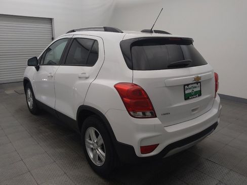 Used 2021 Chevrolet Trax LT FWD image 5