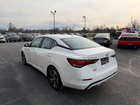 Used 2022 Nissan Sentra SV image 6