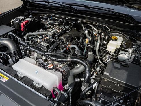 New 2025 Toyota Tacoma SR5 image 17