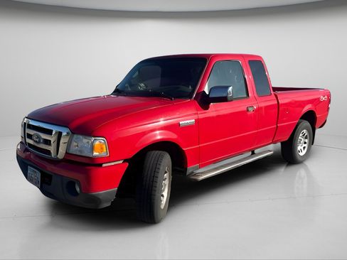Used 2011 Ford Ranger XLT w/ Bright Trim Group AWD/4WD image 12