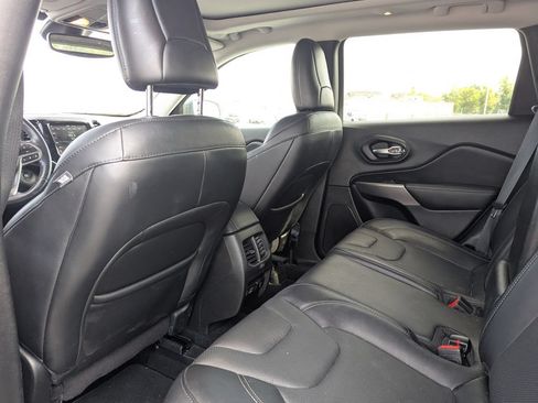 Used 2021 Jeep Cherokee Limited AWD/4WD image 30