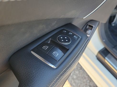 Used 2014 Mercedes-Benz SL 550 SL 550 w/ Sport Wheel Package image 9