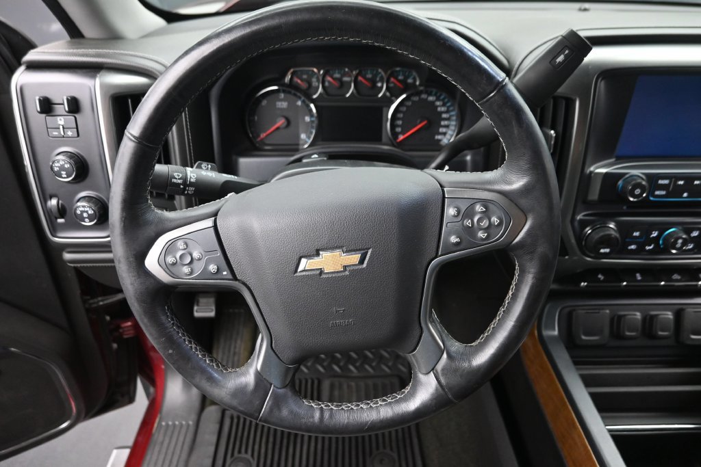 Used 2016 Chevrolet Silverado 1500 LTZ w/ Sport Package AWD/4WD image 16