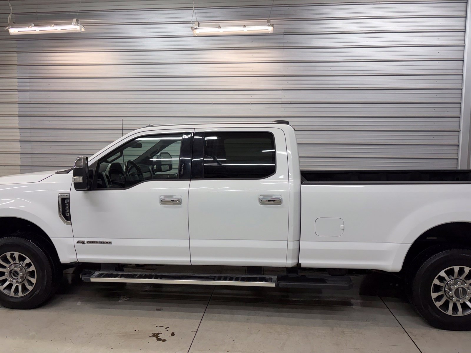 Used 2022 Ford F350 Lariat w/ Lariat Ultimate Package AWD/4WD image 9