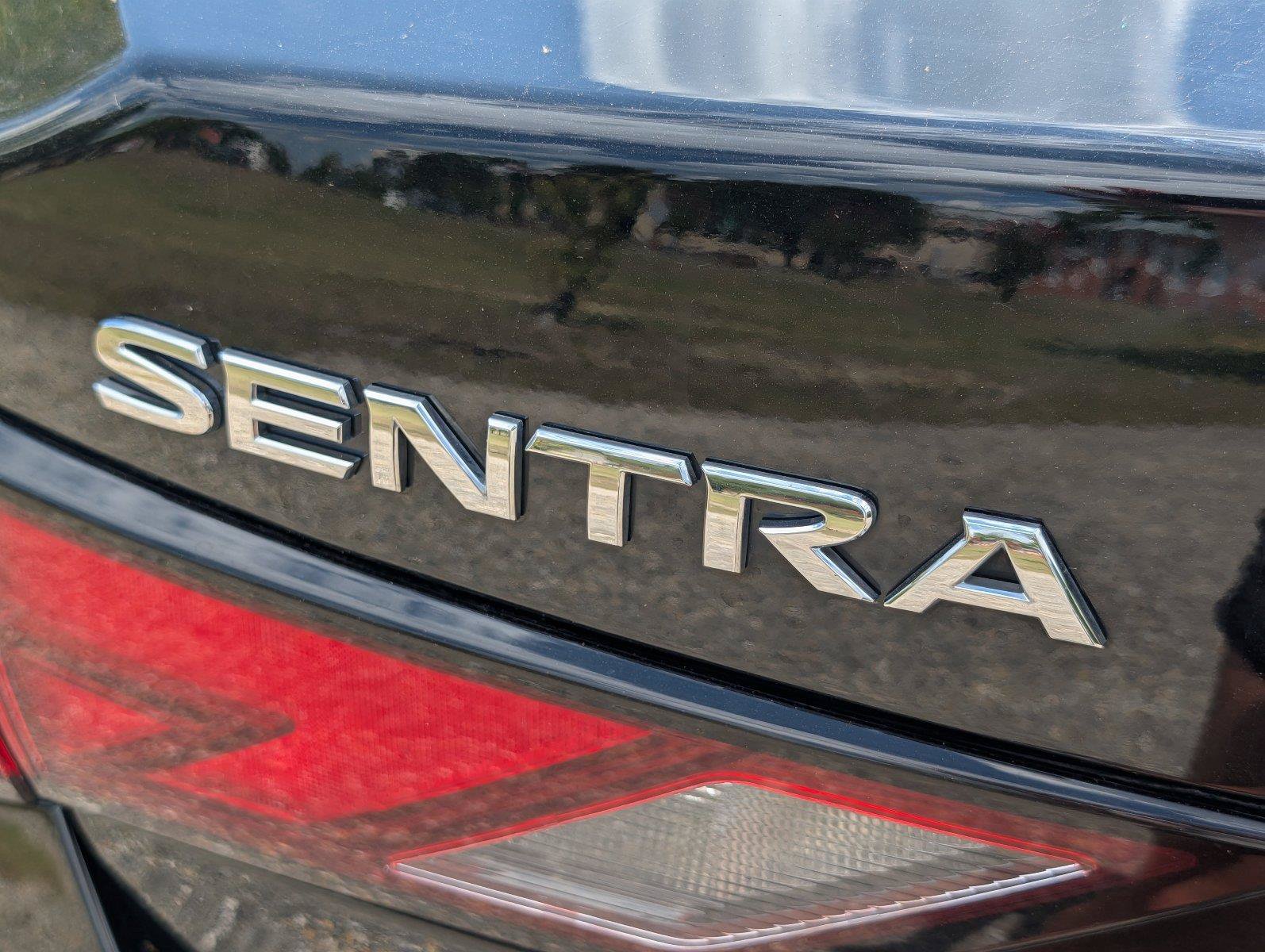 Used 2025 Nissan Sentra SV FWD image 6