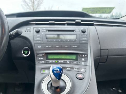 Used 2011 Toyota Prius Three image 26