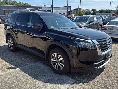 Certified 2025 Nissan Pathfinder SL