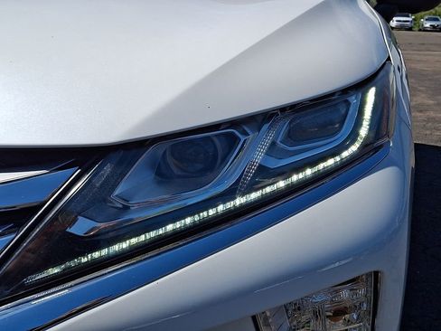 Used 2018 Mitsubishi Eclipse Cross AWD image 9