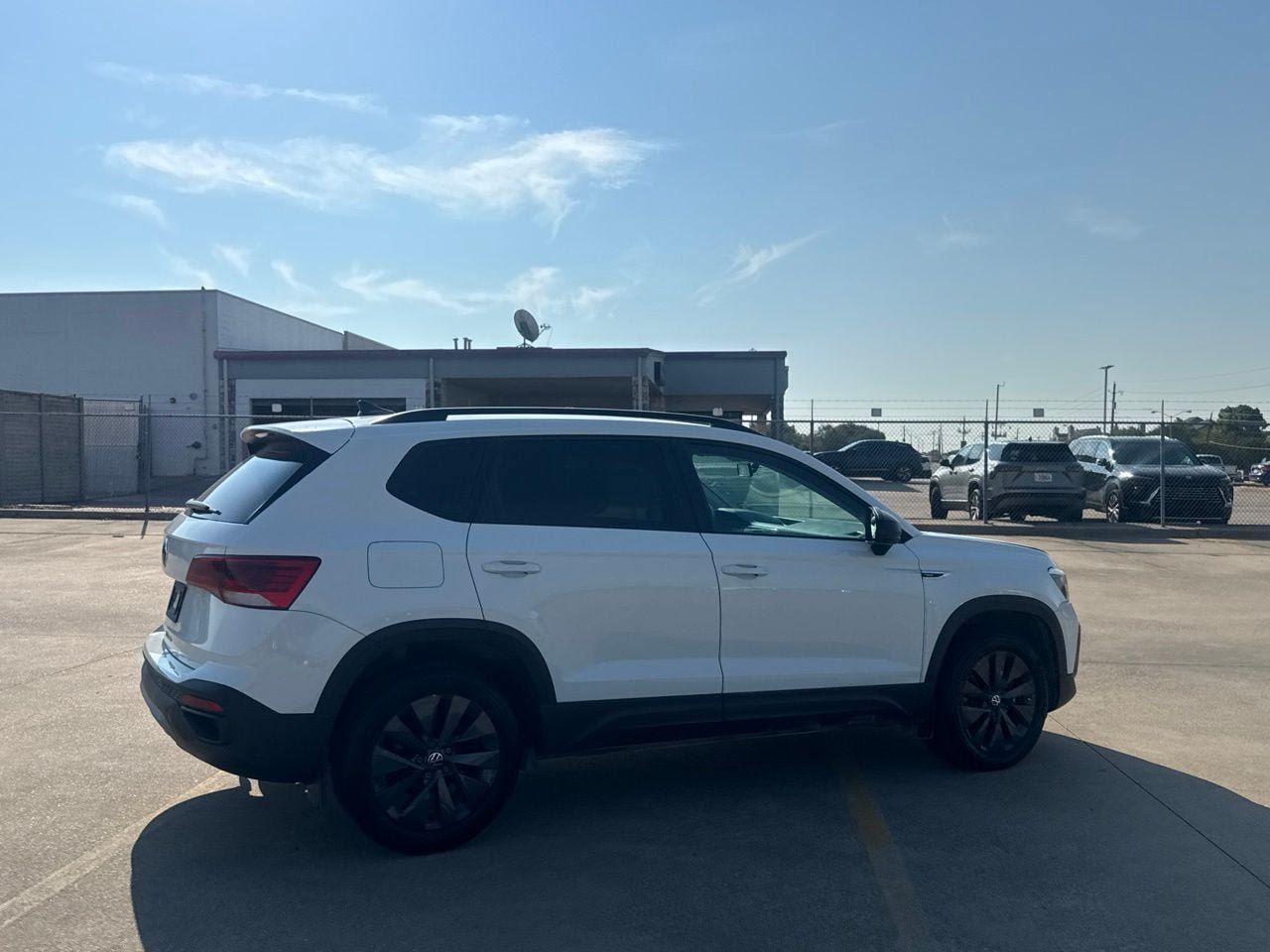 Used 2022 Volkswagen Taos S FWD image 25