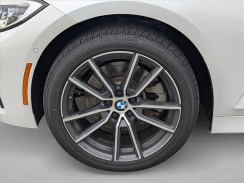 Used 2020 BMW 330i xDrive 330i xDrive w/ Executive Package image 10