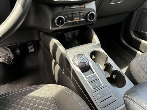Used 2024 Ford Escape Active FWD image 33