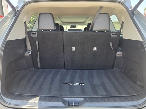 Used 2025 Toyota Grand Highlander FWD image 31