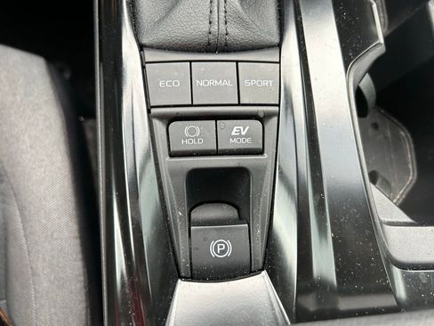 Certified 2025 Toyota Camry LE image 27