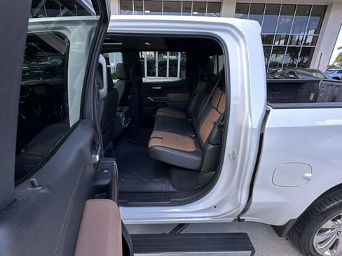 Used 2020 Chevrolet Silverado 1500 High Country w/ Technology Package RWD image 30