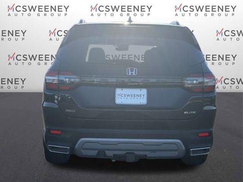 Used 2023 Honda Pilot Elite image 4