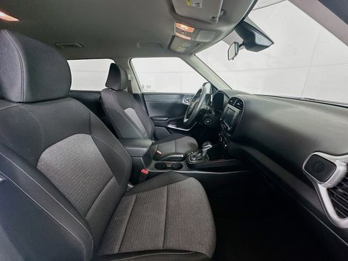 Used 2021 Kia Soul S FWD image 29
