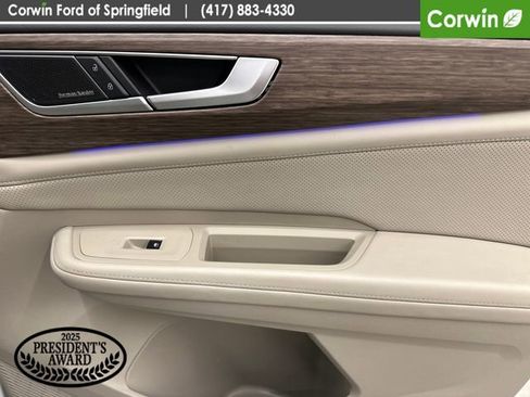 Used 2024 Volkswagen Atlas SEL Premium R-Line image 11