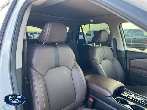 Used 2025 Honda Pilot Elite image 25