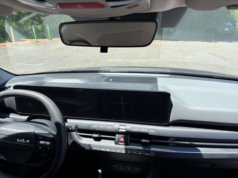 Used 2025 Kia K4 FWD image 32