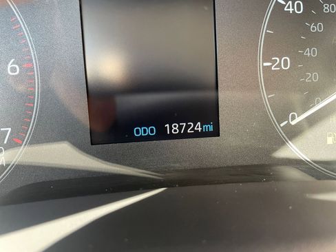 Used 2025 Toyota Corolla LE image 38