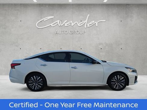 Certified 2024 Nissan Altima 2.5 SV FWD image 17