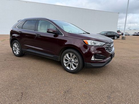 Used 2020 Ford Edge Titanium FWD image 1