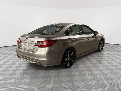 Used 2016 Subaru Legacy 2.5i Limited image 2