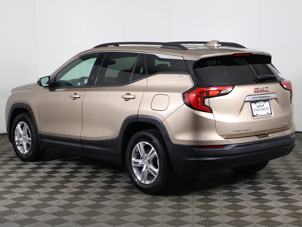 Used 2018 GMC Terrain SLE w/ Driver Convenience Package AWD/4WD image 8