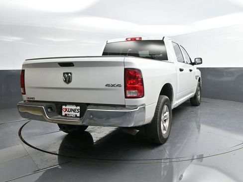 Used 2020 RAM 1500 Tradesman w/ Chrome Appearance Group image 8