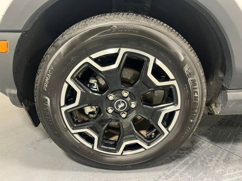 Used 2025 Ford Bronco Sport Outer Banks image 14