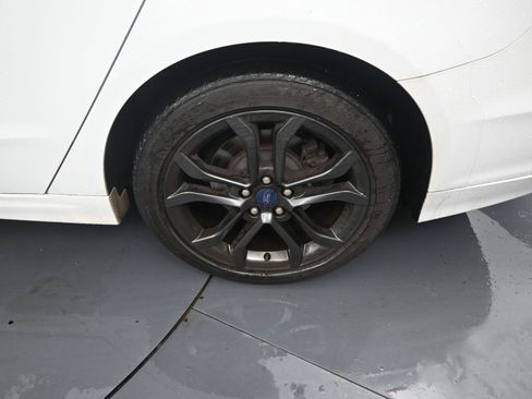 Used 2018 Ford Fusion SE w/ Equipment Group 201A image 20