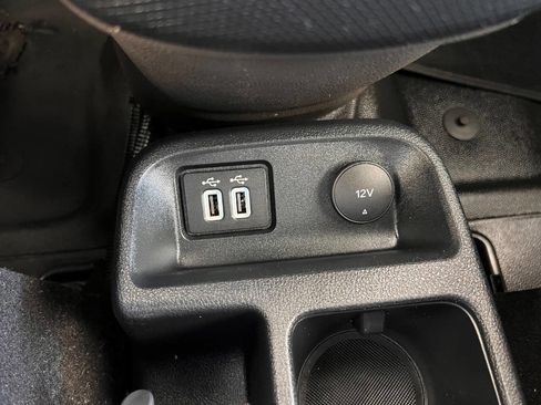 Used 2020 Ford Transit Connect XL image 16