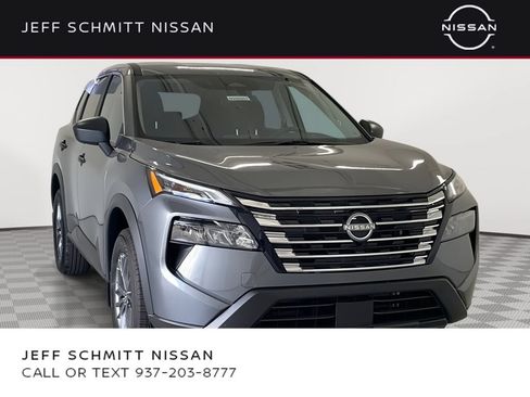 Used 2026 Nissan Rogue S AWD/4WD image 1