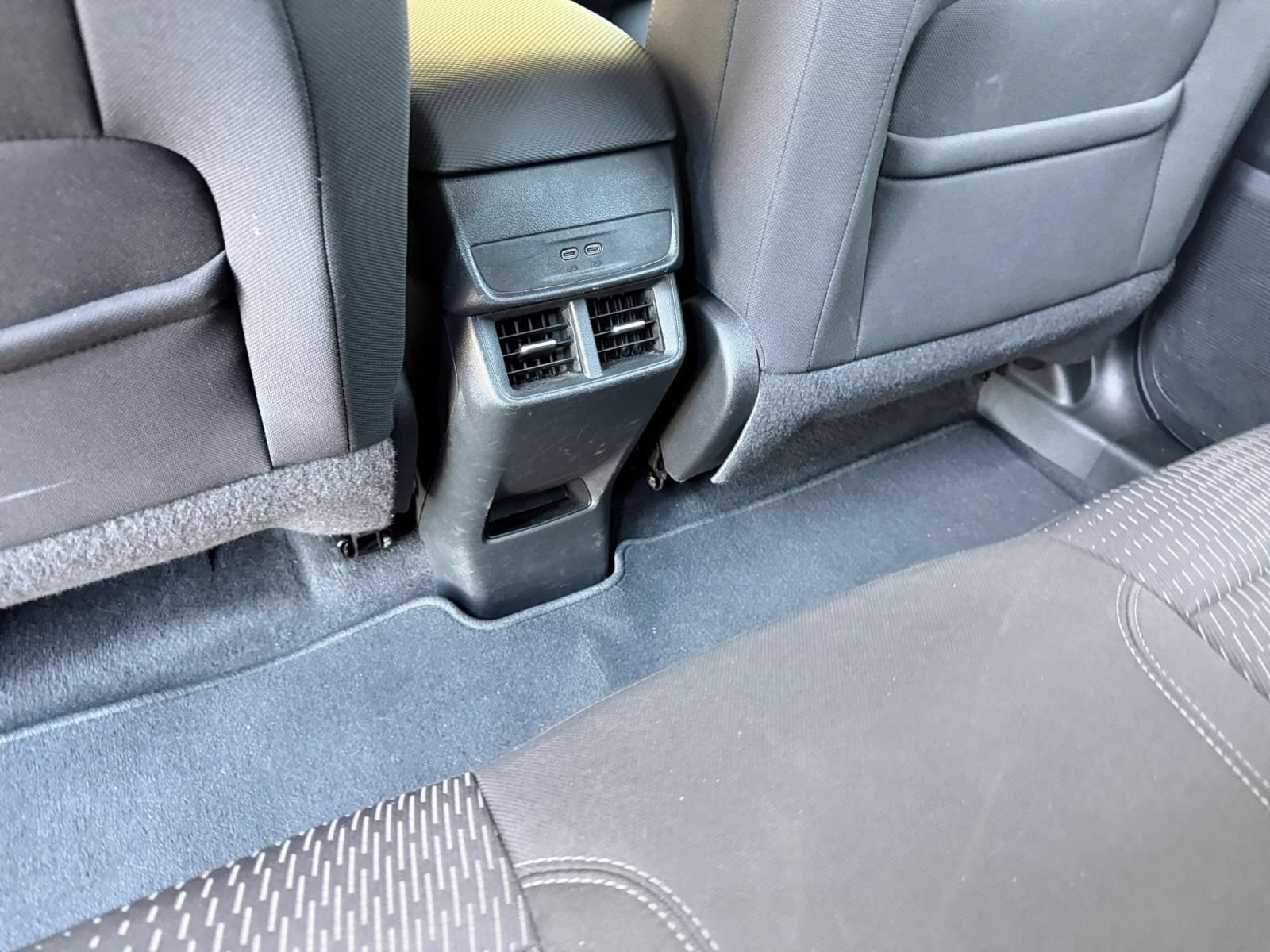 Used 2025 Chevrolet Equinox LT FWD image 22