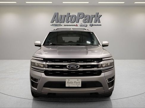 Used 2022 Ford Expedition Max Limited AWD/4WD image 6
