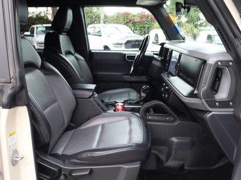 Used 2022 Ford Bronco Everglades AWD/4WD image 36