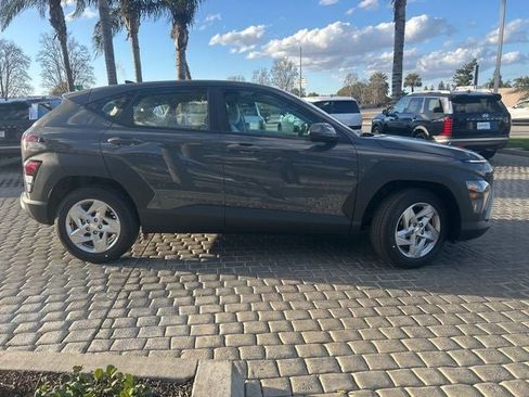 New 2026 Hyundai Kona SE image 5
