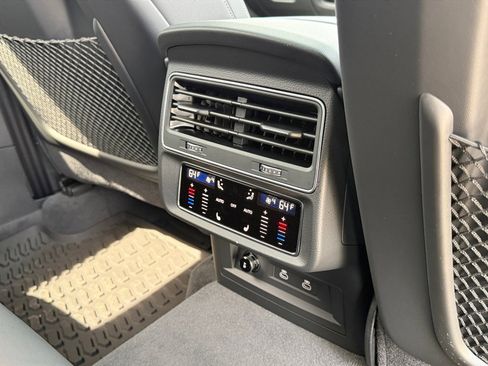 New 2026 Audi Q7 3.0T Premium Plus AWD/4WD image 29