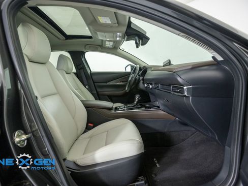 Used 2023 MAZDA CX-30 AWD 2.5 S w/ Premium Package image 41