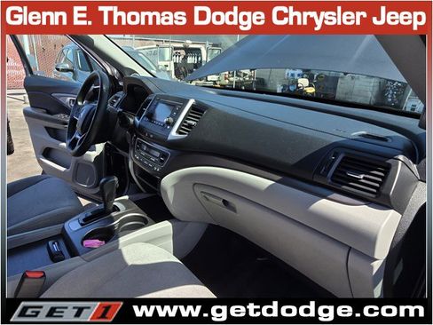 Used 2020 Honda Pilot LX image 36