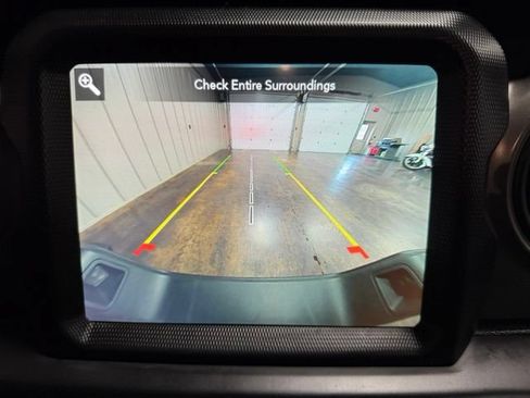 Used 2022 Jeep Gladiator Sport AWD/4WD image 35