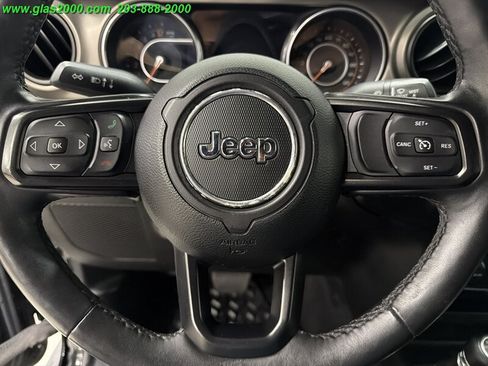 Used 2018 Jeep Wrangler Sport AWD/4WD image 10