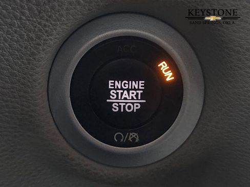 Used 2022 Chrysler Pacifica Touring-L image 22