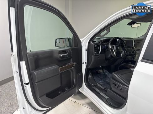 Used 2019 Chevrolet Silverado 1500 RST image 10