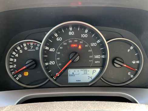 Used 2016 Toyota RAV4 LE image 21