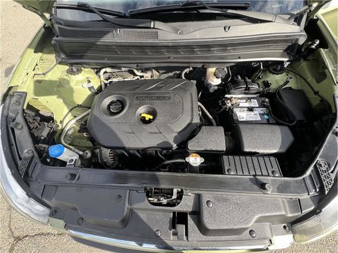 Used 2012 Kia Soul + w/ Audio Pkg image 18