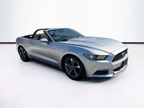 Used 2015 Ford Mustang Convertible w/ Equipment Group 051A RWD image 1