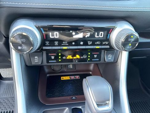 Certified 2025 Toyota RAV4 Limited w/ Advanced Technology Package FWD image 22